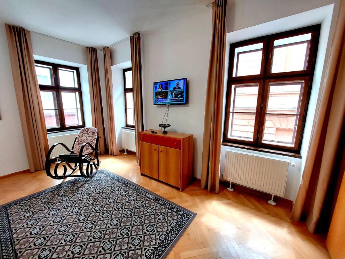 Casa Roth Apartment Брашов Екстериор снимка