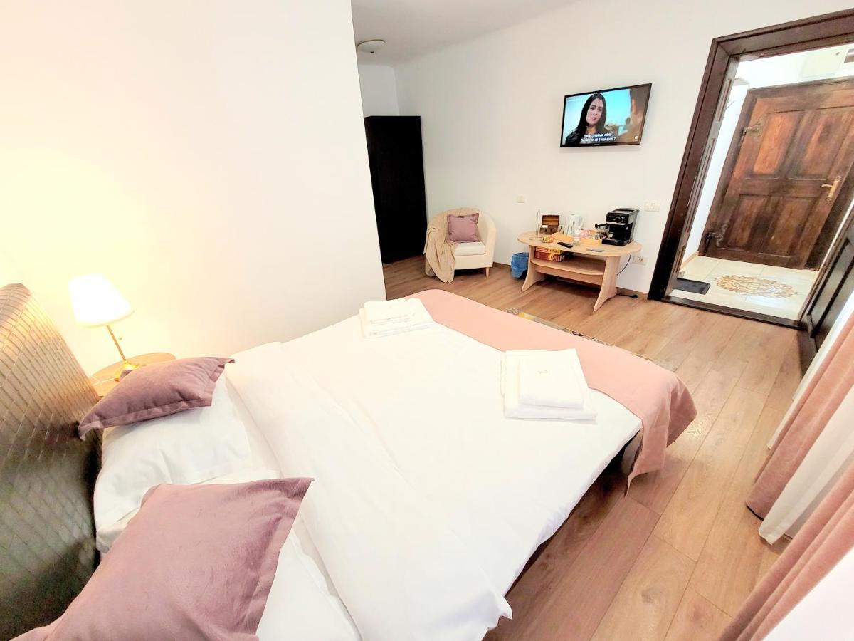 Casa Roth Apartment Брашов Екстериор снимка